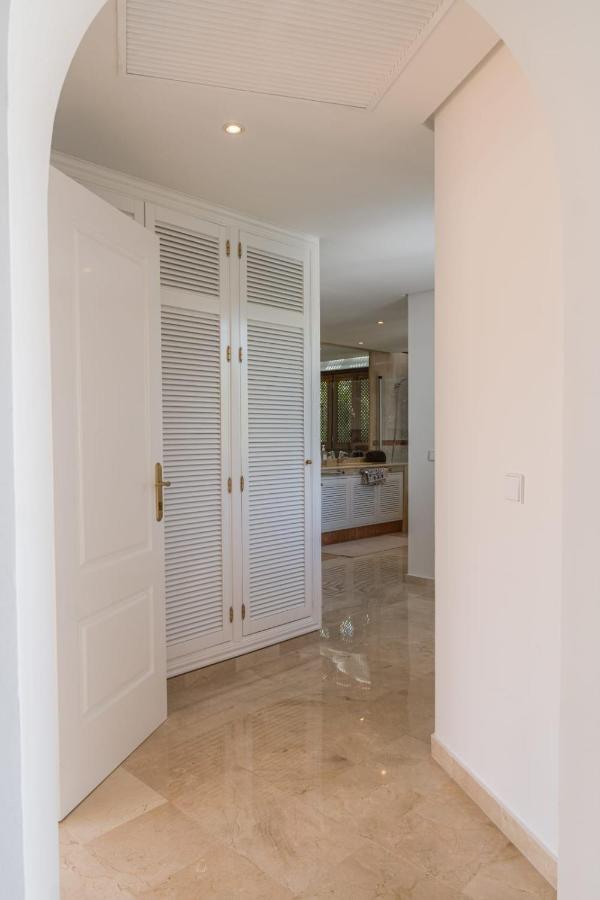 Luxurious Penthouse In Ventura Del Mar Puerto Banus Marbella Exterior foto